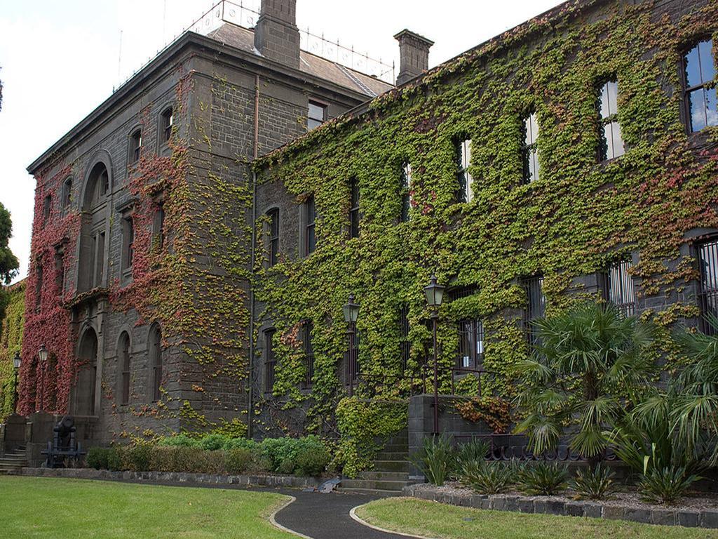 Wyndel Apartments - St Kilda Views Melbourne City Exterior foto