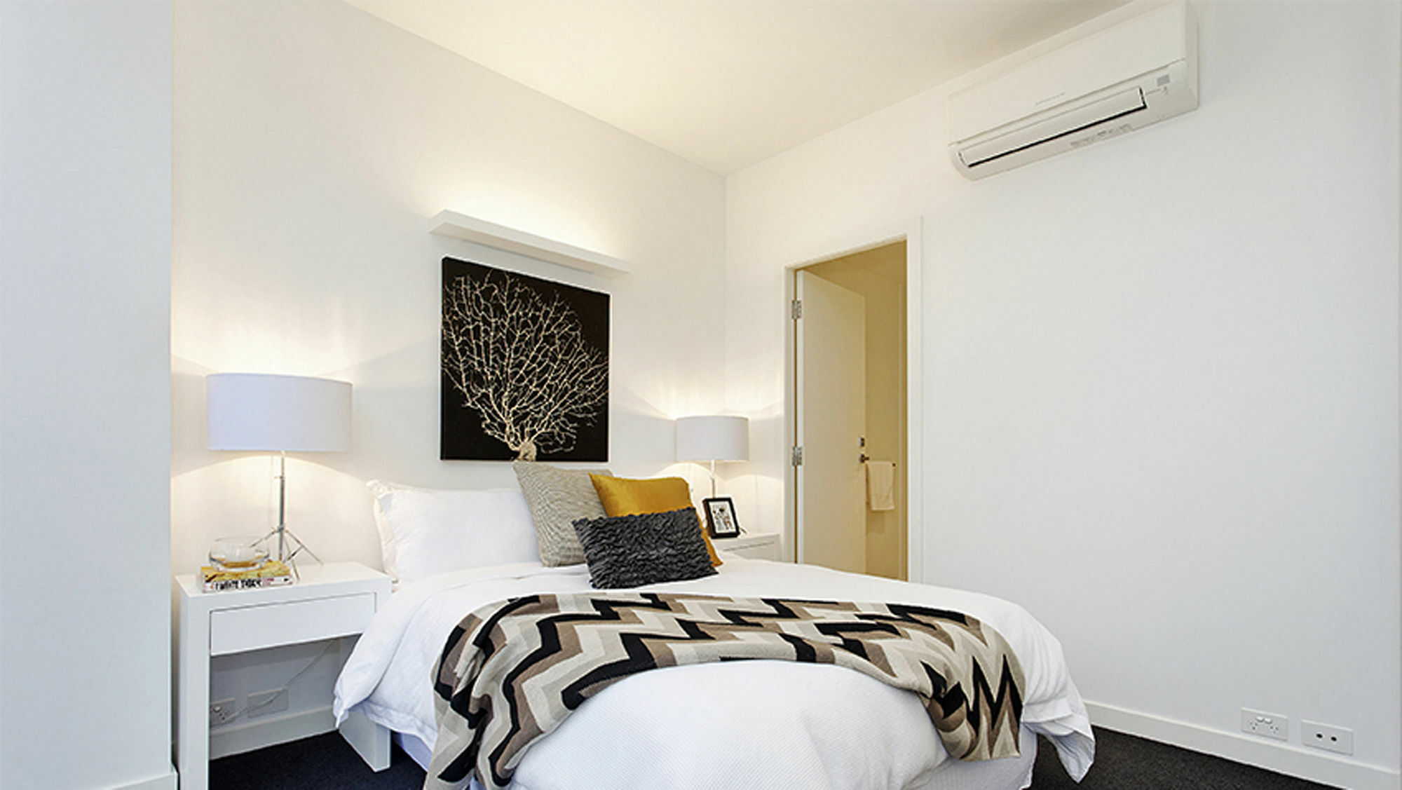 Wyndel Apartments - St Kilda Views Melbourne City Exterior foto